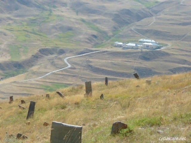 xinaliq graves cemeteries tombs