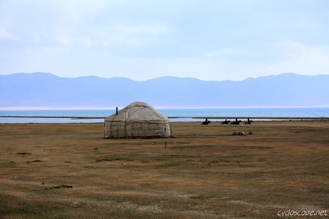 Yurta lago Song Kul Kyrgyzstan