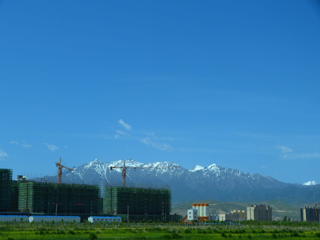 Minle, Chinese bubble, ghost cities, Qinghai