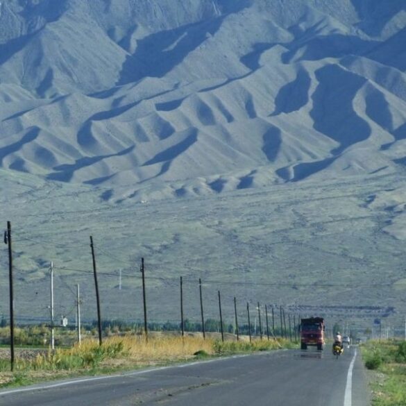 strada urumqi turpan