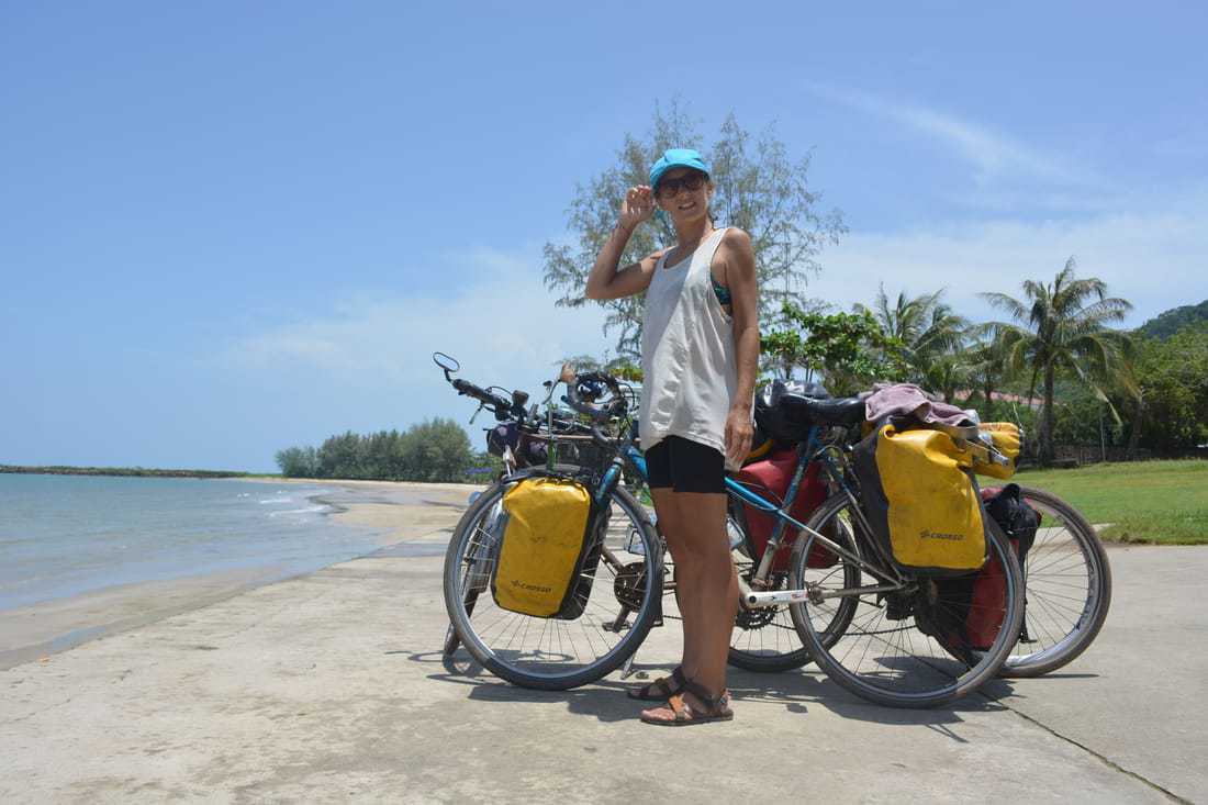 Border crossing Thailand Cambodia