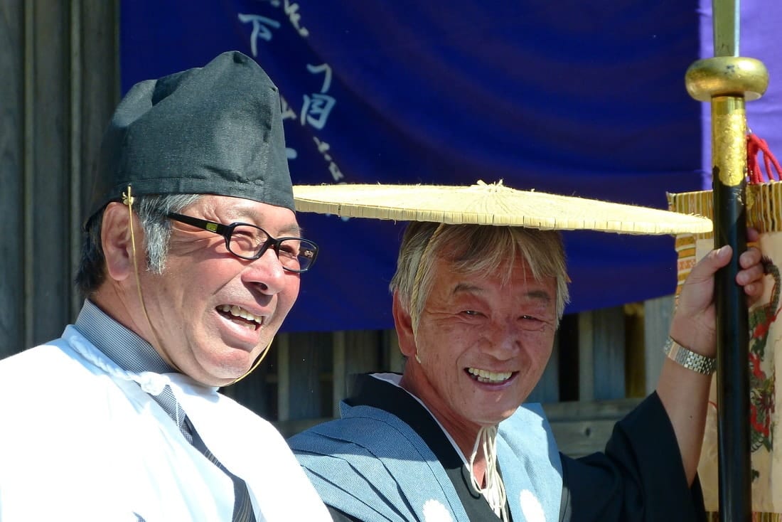Shinto priests Shirakawa Go