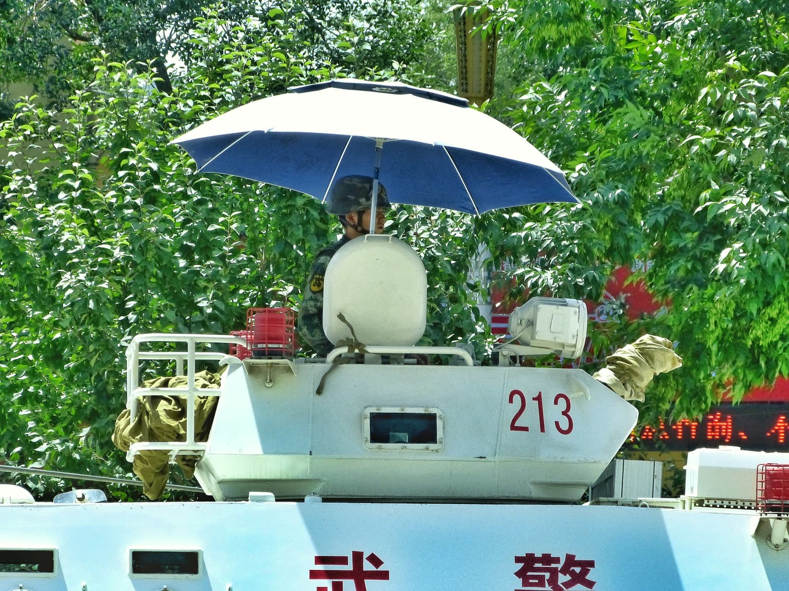 Tank Urumqi political unrest xinjiang