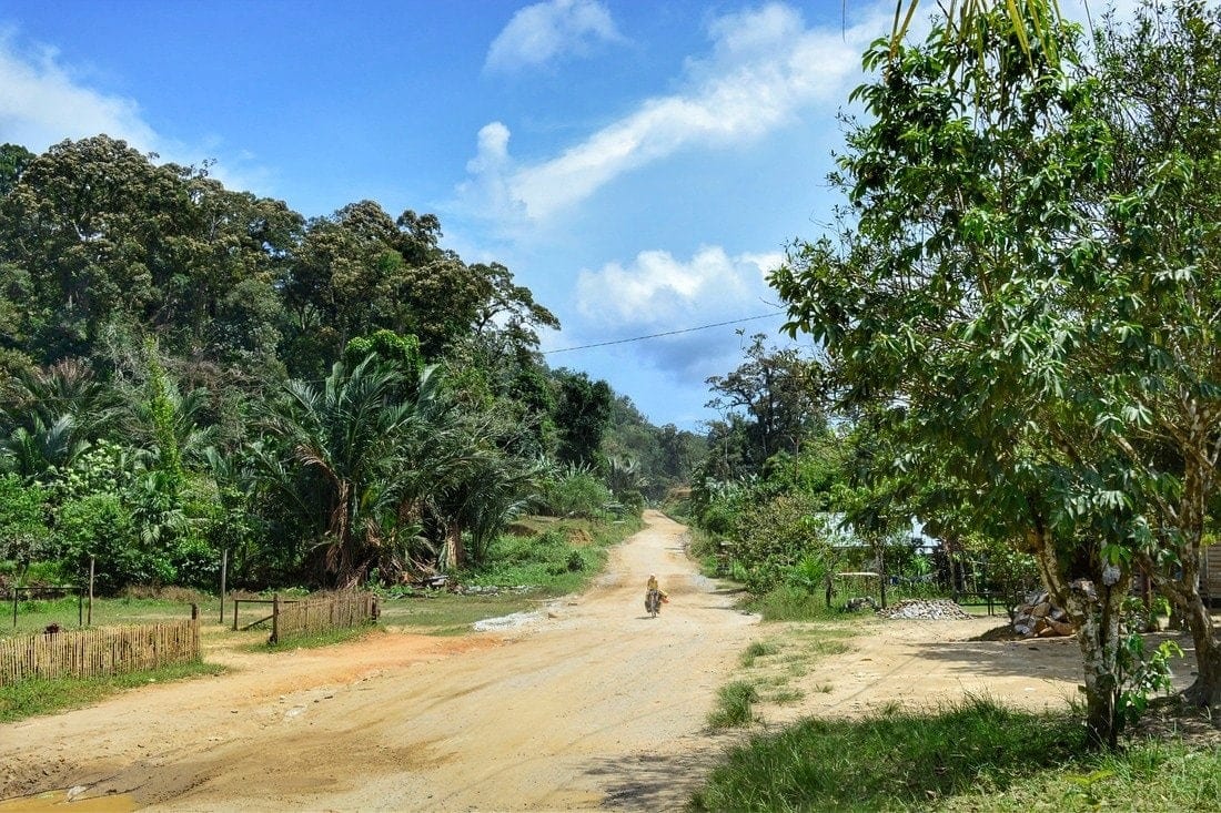 Overland border crossing Sarawak - Kalimantan