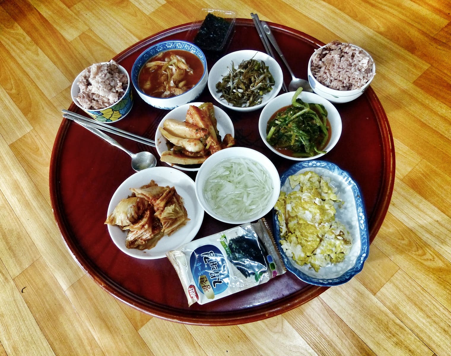 typical Korean house meal