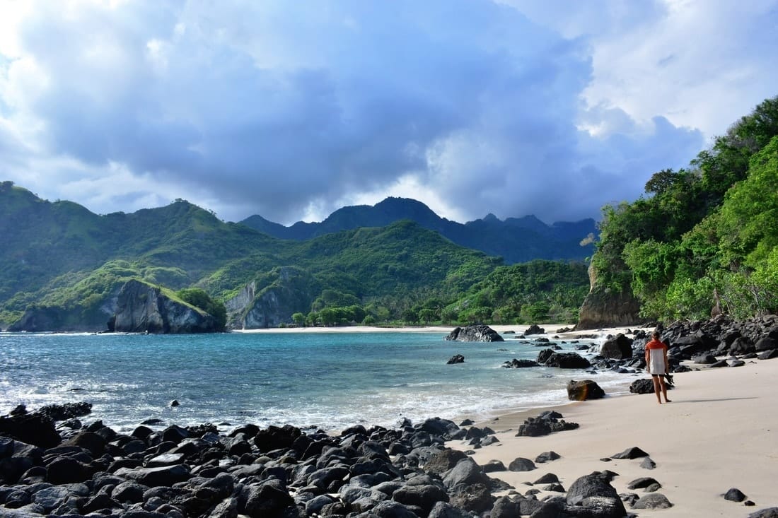Arriving in Flores: Maumere, Koka Beach and Magic Horses 2