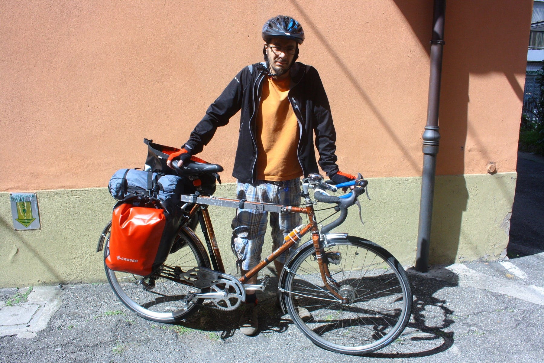 how to build cheap touring bicycle