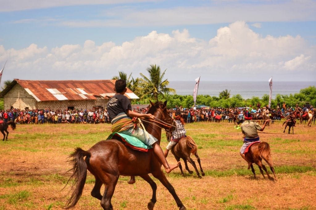 crazy travel stories from a bicycle journey