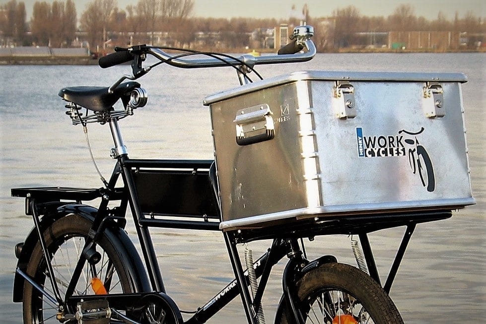 lockable bicycle panniers