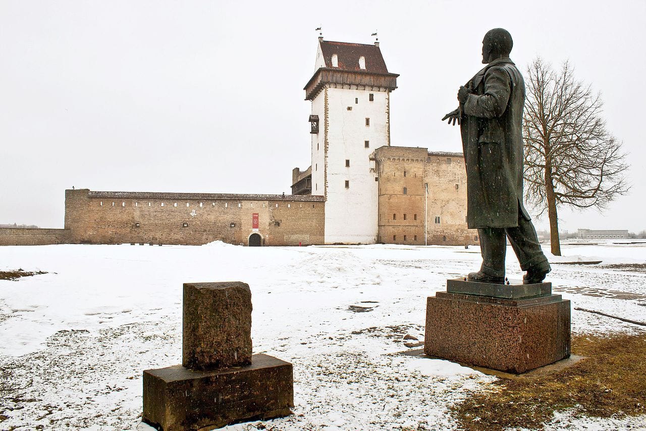 Lenin monument in Narva castle
