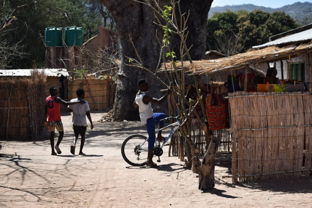 cape maclear chombe shops