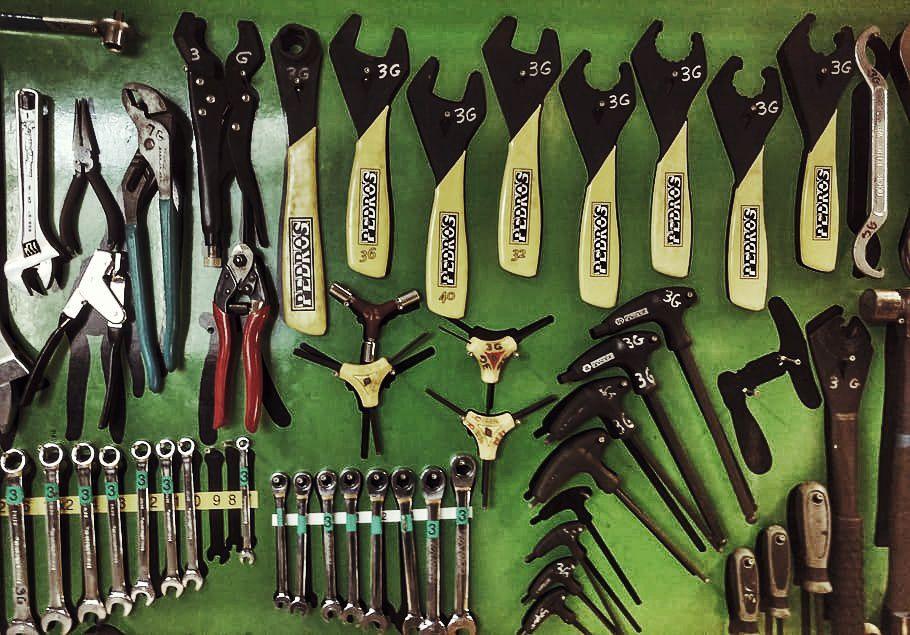 The Best Bicycle Tool Kits and How to Build Your Own 14