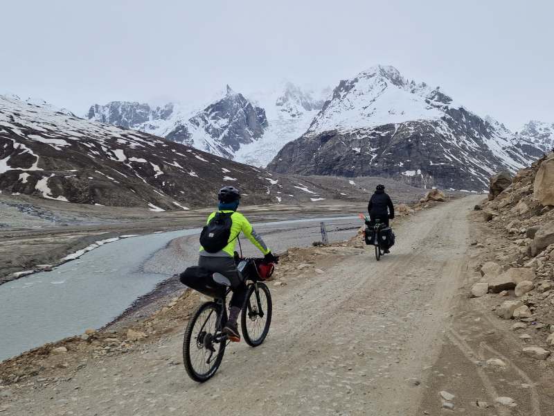  Cold Weather Cycling Pants