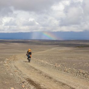cycling iceland divide