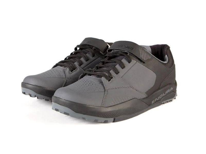 cycling shoes for flat pedals