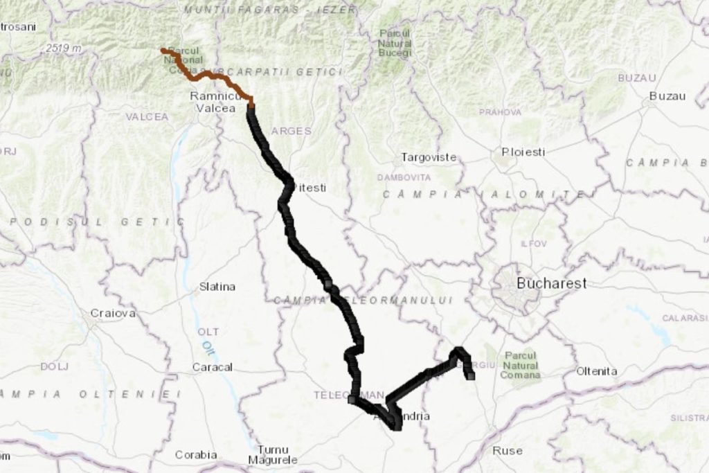 Cicloturismo in Romania: perduti in una strada di rocce e la superkitch Buzescu 5