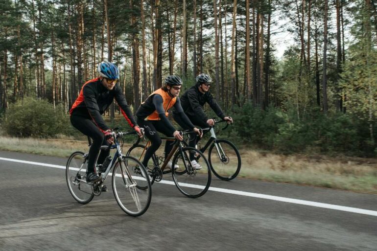 base layers for cycling in winter