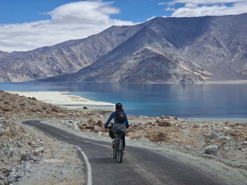 Ladakh Lakes by Bicycle: Pangong Tso, Tso Moriri & Tso Kar 9